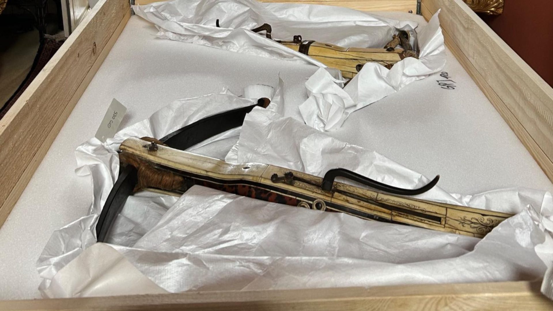 Abtransport Armbrüste