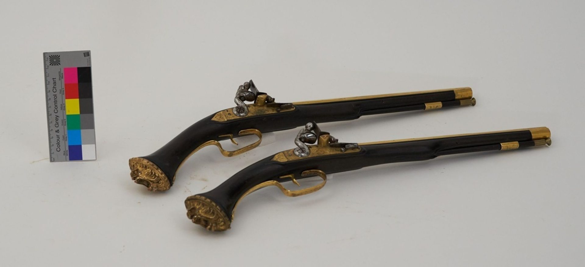 Felix Werder (1591–1673), Steinschloss-Pistolenpaar, 1655–1660, 51.5 × 11 × 4.5 cm, Inv. 14043, Stiftung für Kunst, Kultur und Geschichte, Winterthur